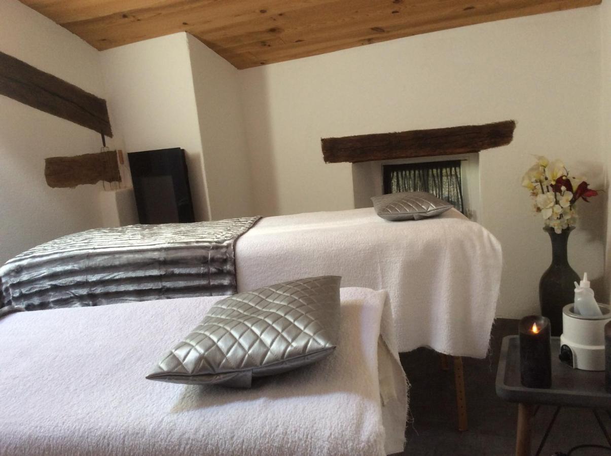 Le Clos Pastel Chambres D'Hotes & Gite Virac Bagian luar foto