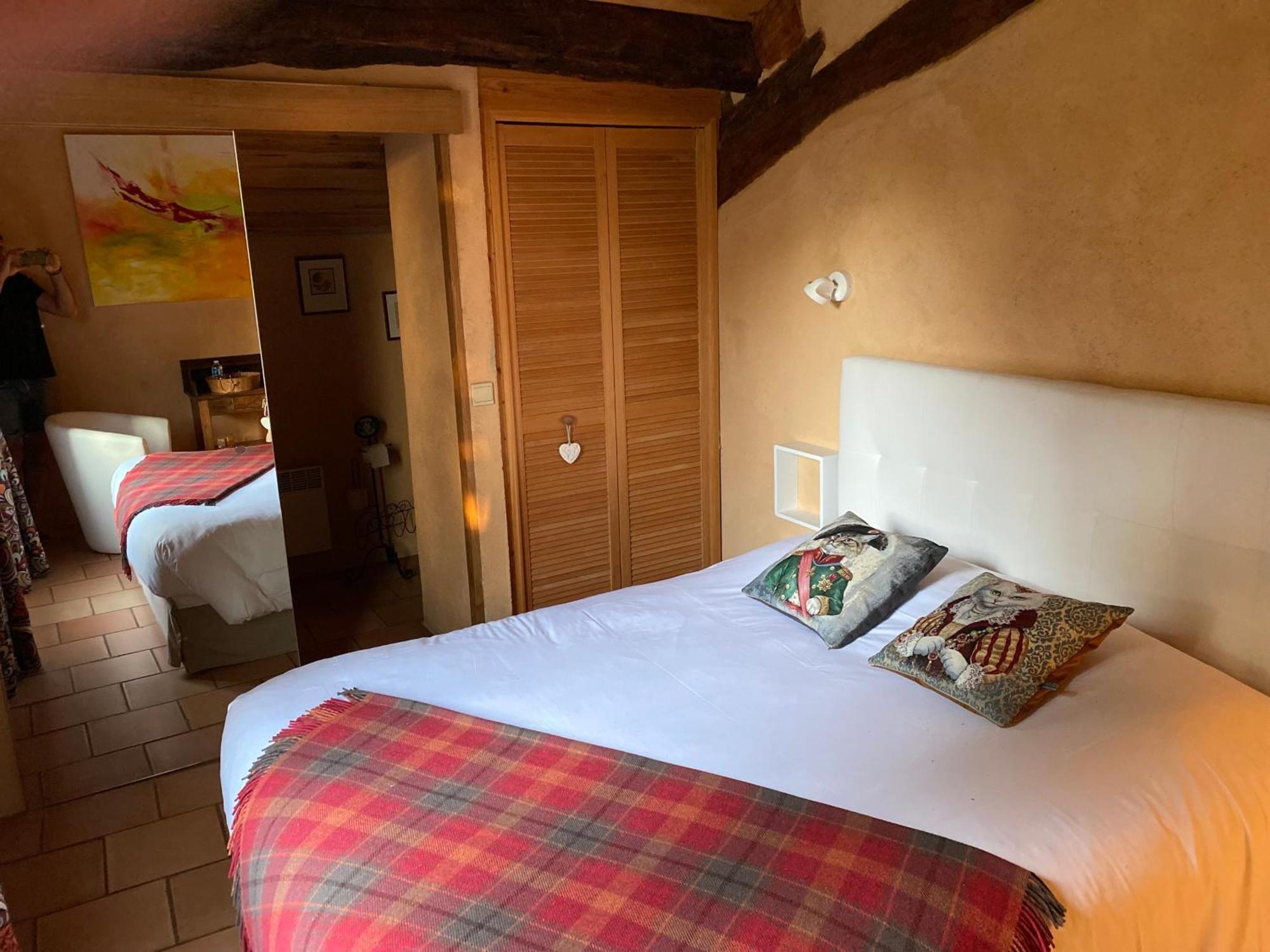 Le Clos Pastel Chambres D'Hotes & Gite Virac Bagian luar foto